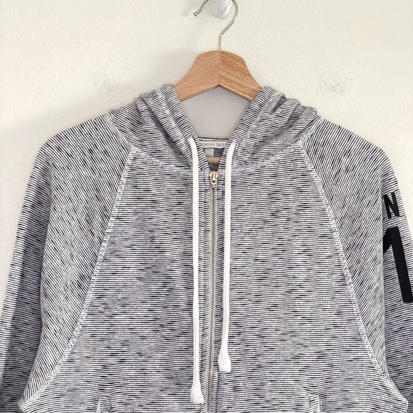 Victoria’s Secret Angel 10 Spacedye Zip Up Raglan Hoodie Black White Small - Picture 3 of 13